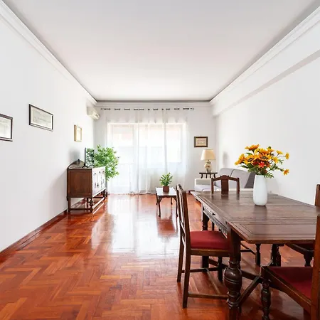 Modern & Luxe - Spacious In Daire Lido di Ostia