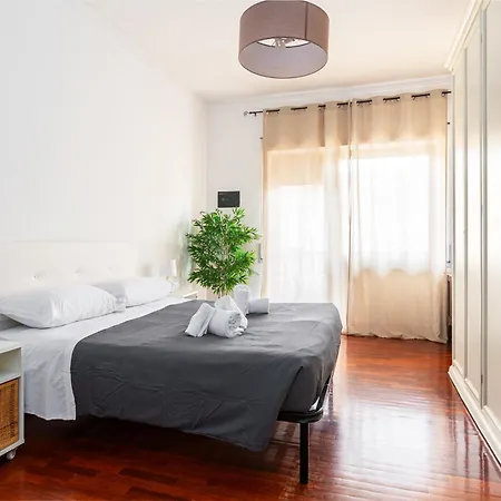 Modern & Luxe - Spacious In